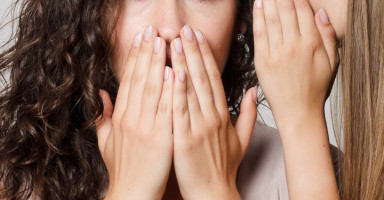 ابنة عمي دمرت حياتي وقالت عني ما لا يسر أحد